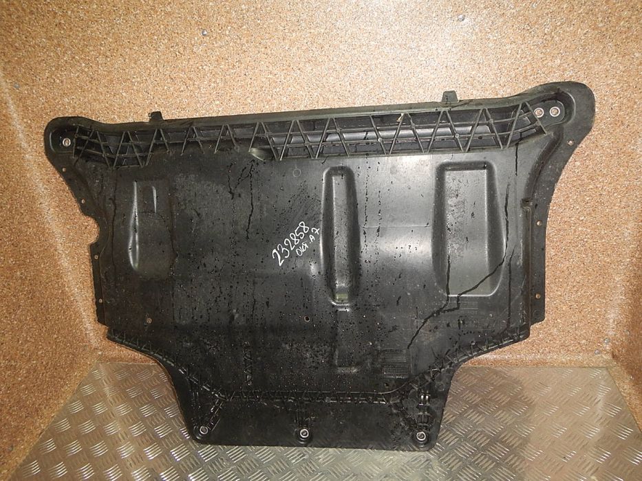 Захист двигуна, піддона Passat B8 Octavia A7 Golf 7 Superb