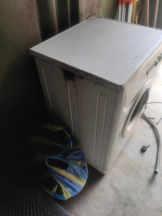 Стиральная машина Indesit w105 tx