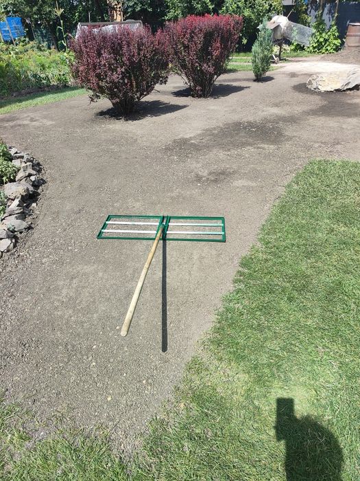 Вирівнювач грунту, планувальник ландшафту