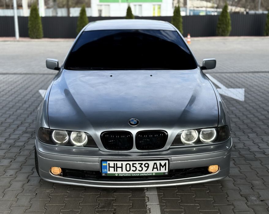 Хорошая BMW E39 Газ-Бензин