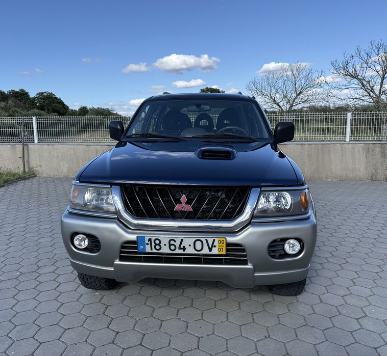 Mitsubishi Pagero Sport wagon 2.5 TD GLS, 4x4