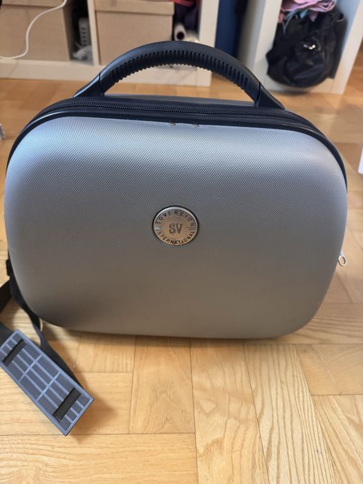 Kuferek walizka podróż