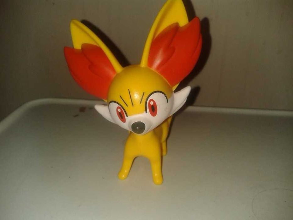 Fennekin Pokemon Nintendo McDonald’s Figure