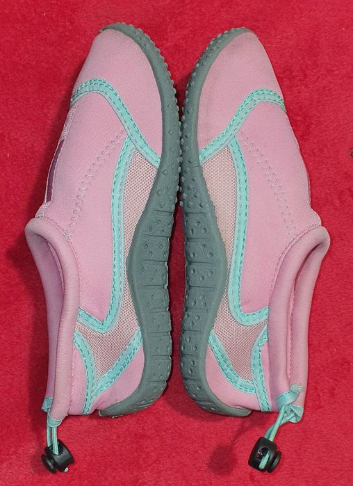 Dziewczęce buty do wody IN2 WATER, stan BDB, rozm. 32 / 21,5 cm