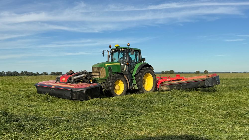 High quality horse hay with logistics - Siano dla koni z dostawą