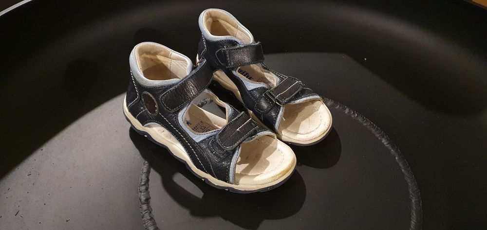 Sandałki lupilu 28 skórzane 18cm na lato jak nowe