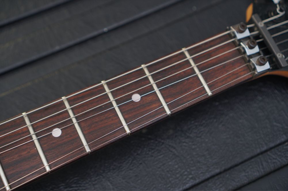 Ibanez RG550 galaxy black Dimarzio Tone Zone paf pro