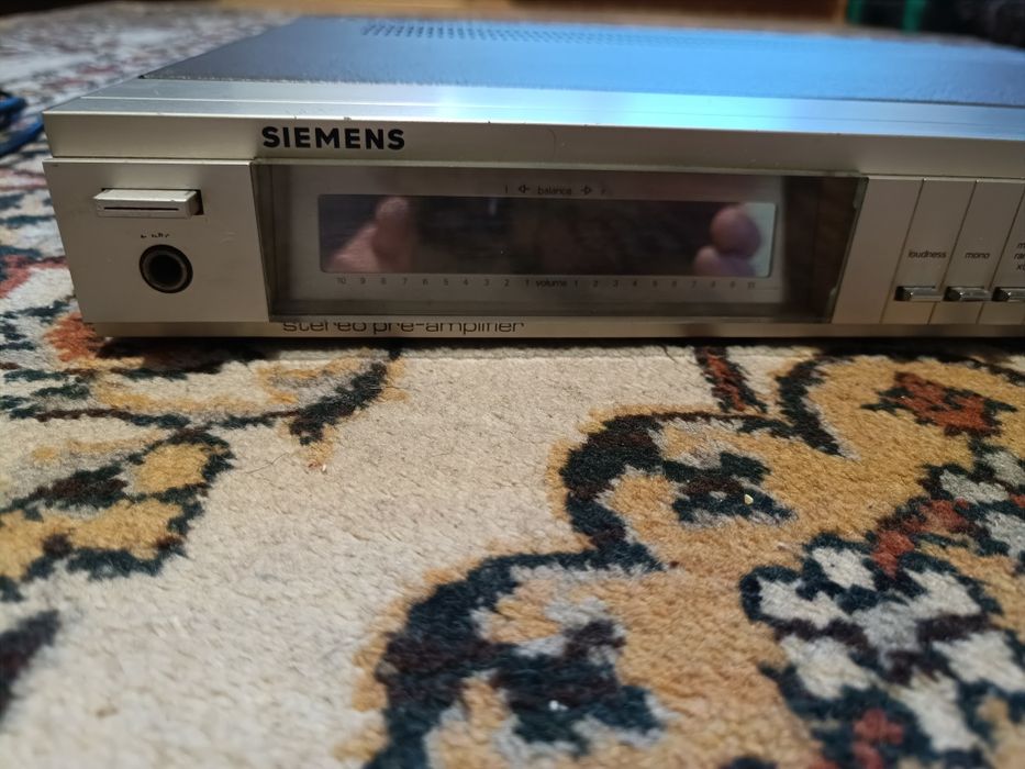 Продам предварительный усилитель  Simens 777