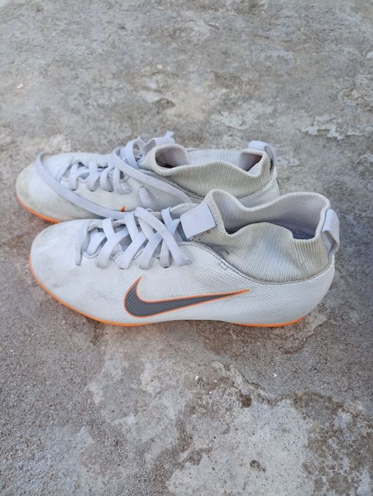 Chuteiras de criança