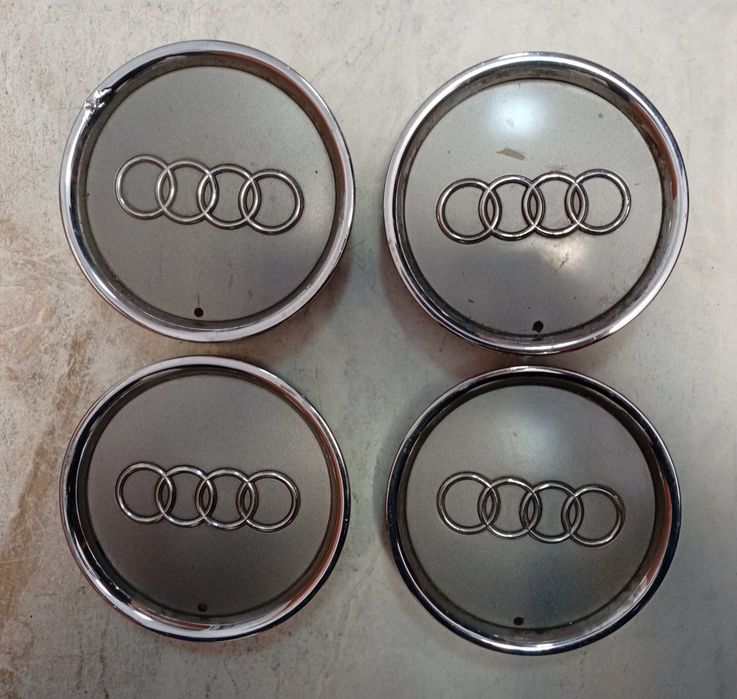 Dekielki Audi  komplet
