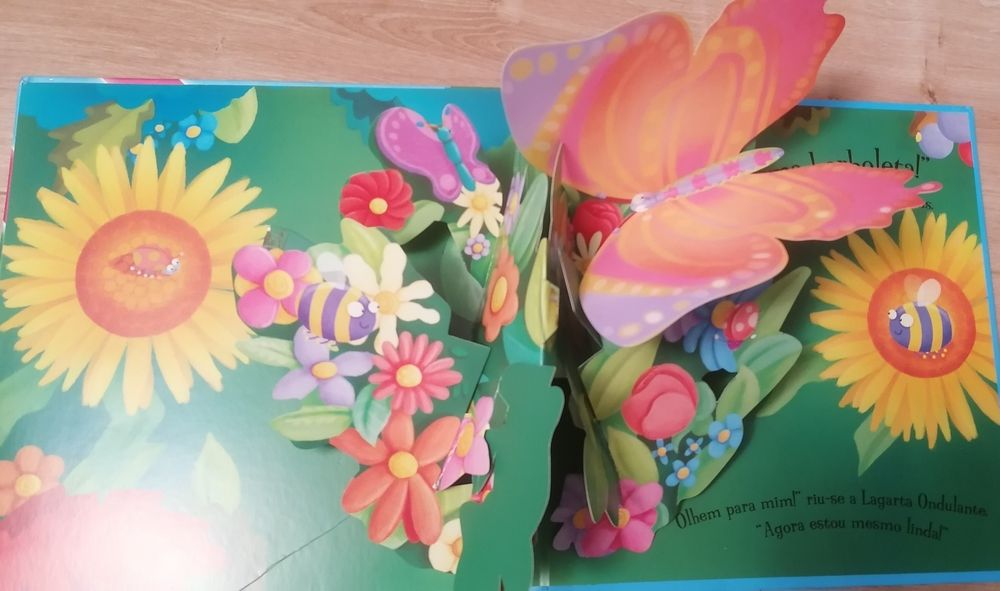 Livros infantis variados