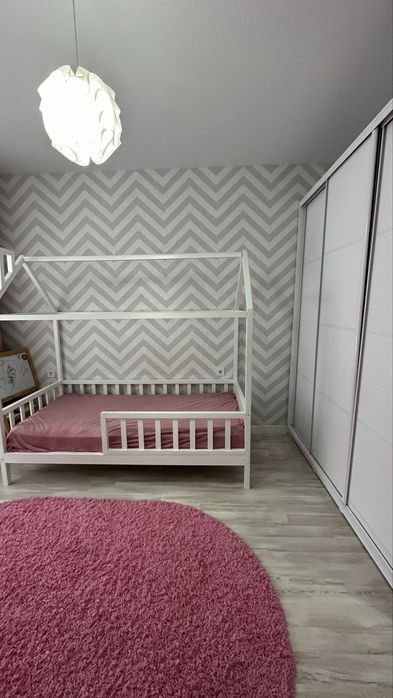 Таунхаус біля центрального парку! Парковка з накриттям!