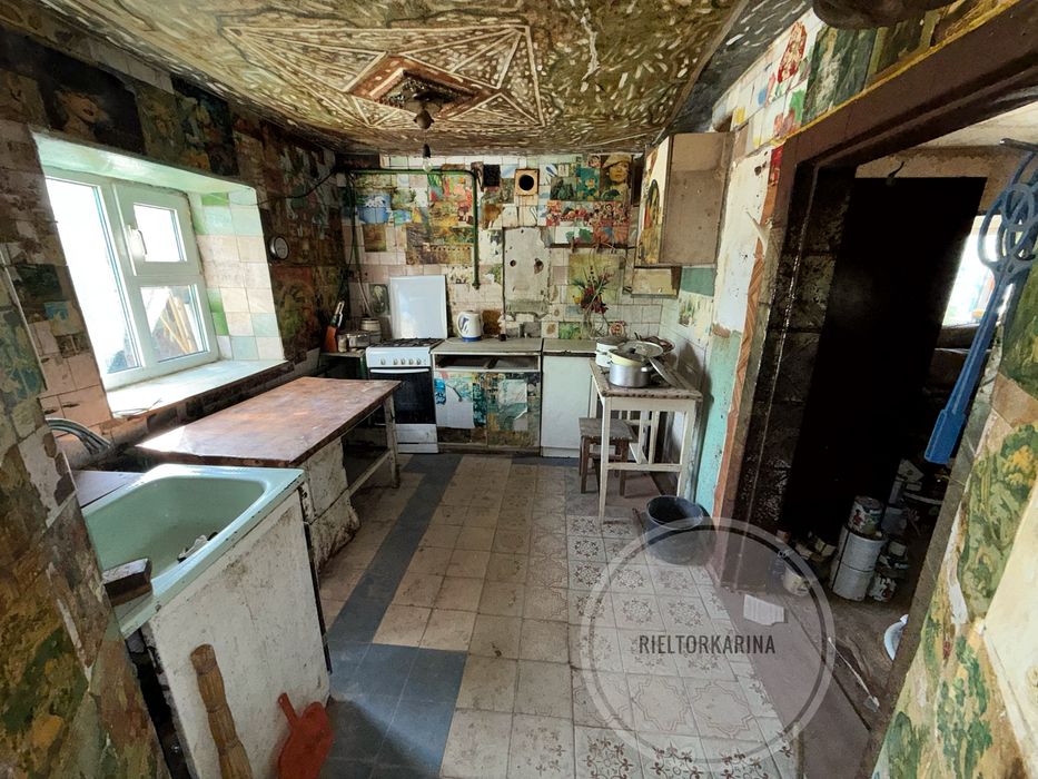 Корабельний/Параджанова С. 2к будинок 58м2 і 6 соток землі