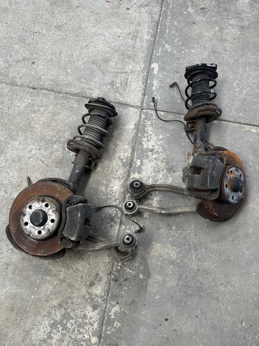 Manga Eixo E Suspensão Completa Mercedes-Benz W204 (8200198016)