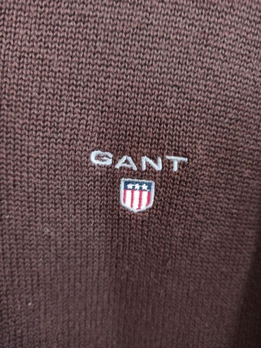 Sweater Gant cor castanho escuro
