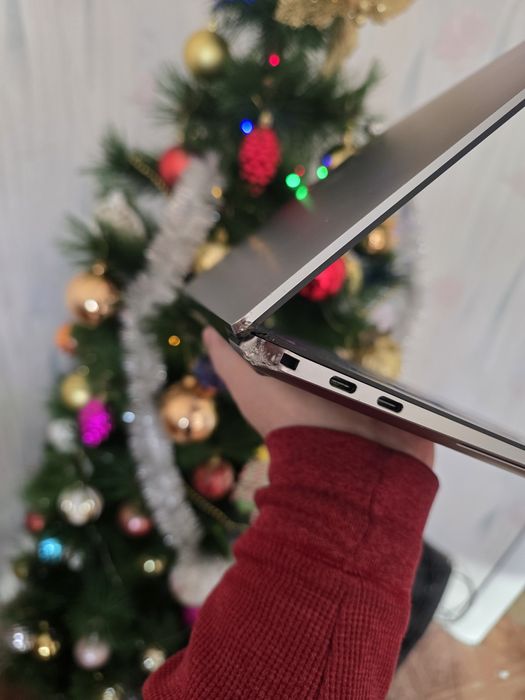 Dell Precision 5560 i7 11850h 16gb Qvadro T1200 ssd 256