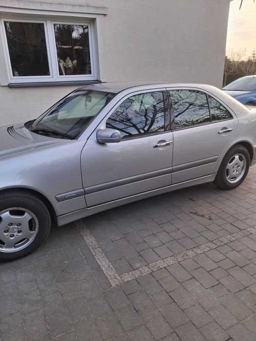 Mercedes w210 AMG niski przebieg