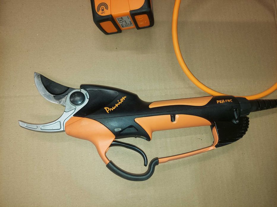 Pellenc PRUNION 45mm mocny sekator elektryczny sadowniczy jak NOWY