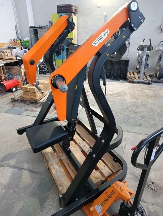 Technogym Pure Strength Chest Press