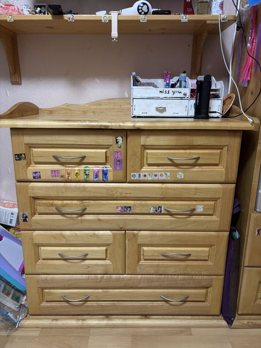 Меблі у дитячу кімнату натуральне дерево