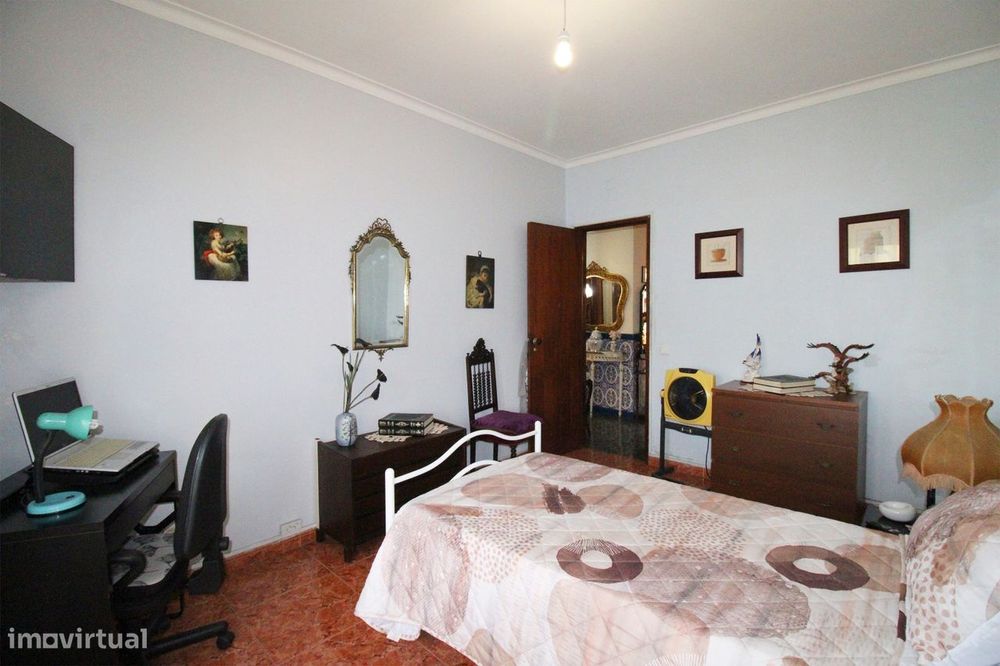 Apartamento T2, com elevador - Seixal