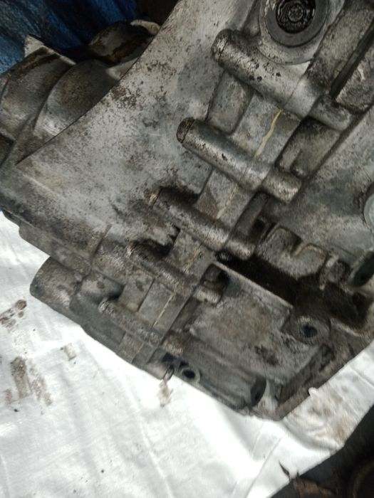 Коробка механика 6-ти ступка на Volkswagen Sharan