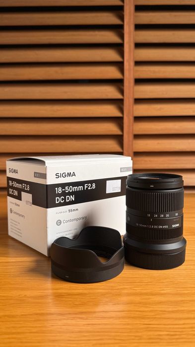 Obiektyw SIGMA 18-50 F2.8 - stan idealny - mocowanie CANON !!!