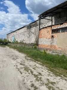Будівля 1143,2 кв та 0,4266 га, м. Полонне,  Енгельса 15А