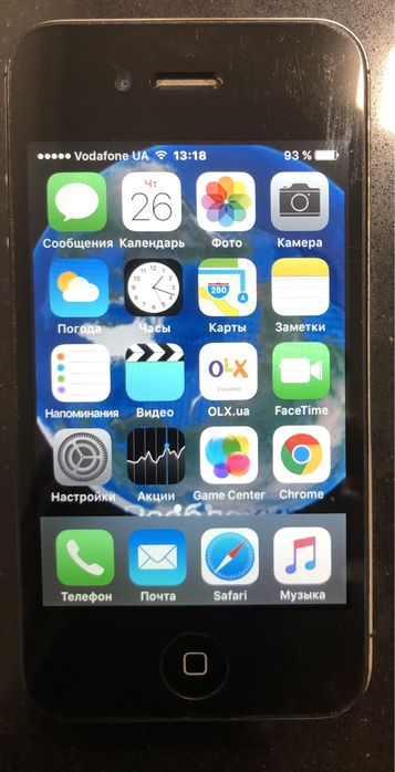 Продажа Iphone 4s с памятью  16 Гб  в хорошем состоянии с зарядкой