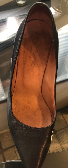 Sapatos marca eureka