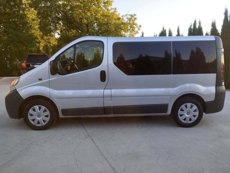 Opel Vivaro A 1.9 CDTI 2005 rok 9-osobowy