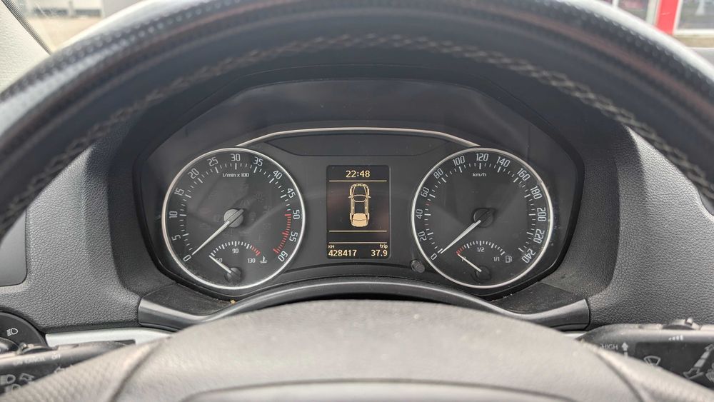 Skoda Octavia A5 1,6TDI, чудова автоматична коробка передач DSG