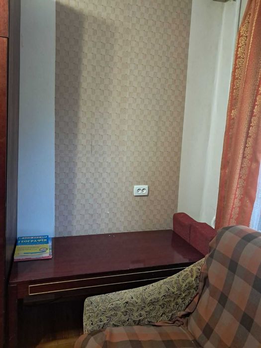 Сдам комнату в квартире. Пр.Поля, ост. Ульянова. Бомбоубежище.