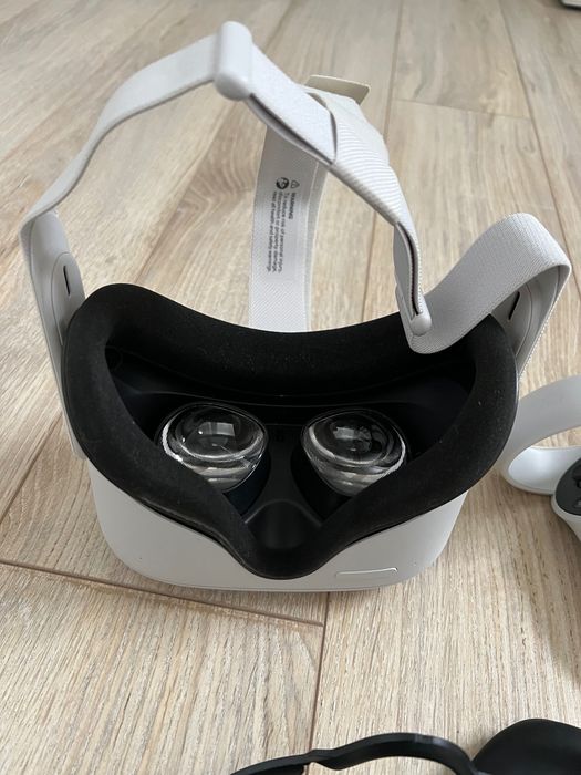 Gogle VR Oculus Quest 2 128GB + 2 kontrolery