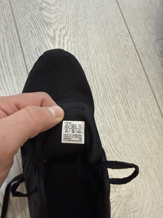 Кросівки  Asics размер 40,5