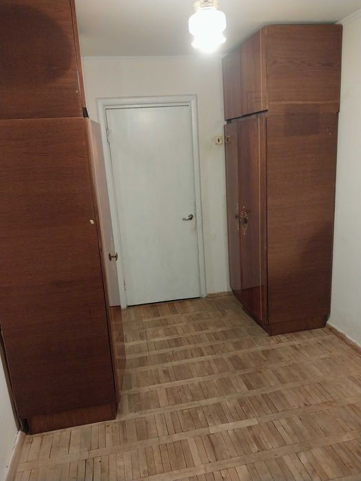 Здам в оренду 3к на Відродження до літа 2026р. Або можливо помісячно.