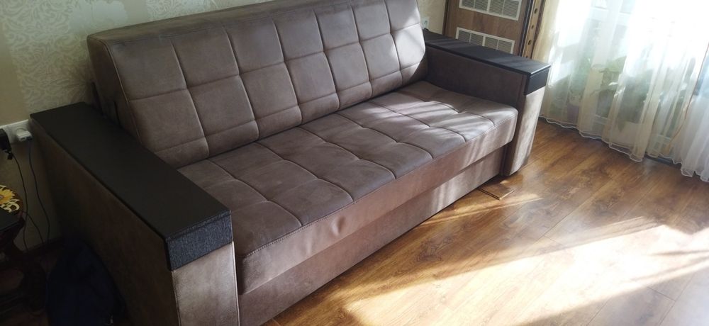 Розкладний диван