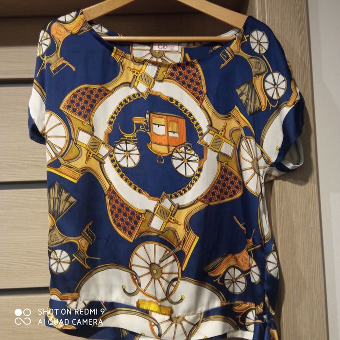 Elegancka bluzka, granatowa, wiązana