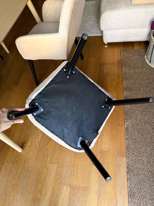 Conjunto de mesa + cadeiras