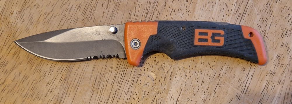 Nóż składany GERBER Bear Grylls