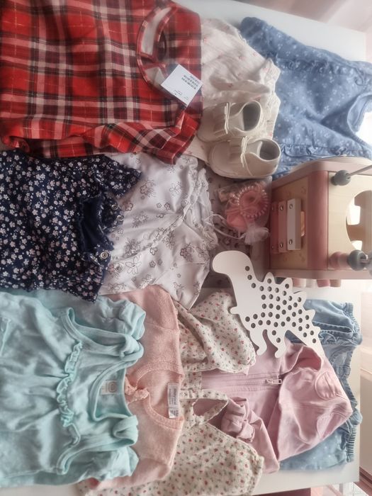 Sprzedam paczkę dla dziewczynki ok 70 cm