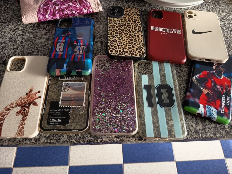 Capas iPhone 11 como novo