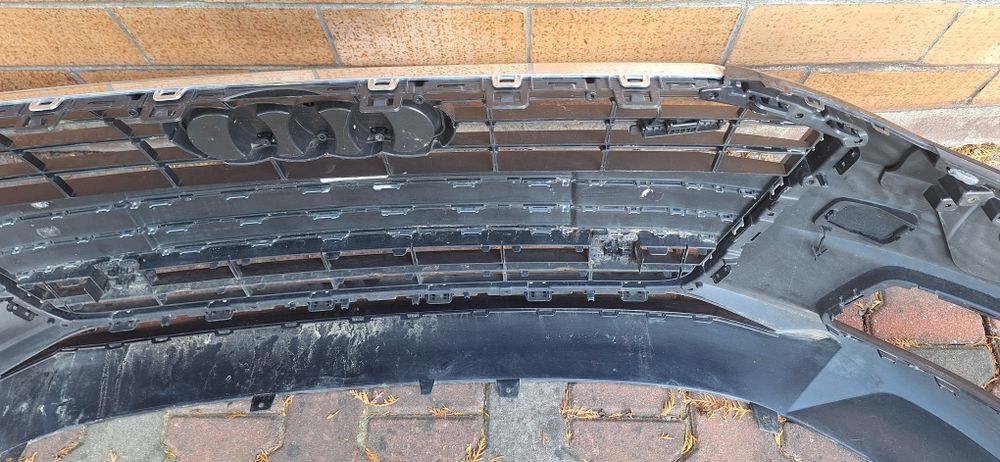 Zderzak Przód AUDI A6 C8 2018