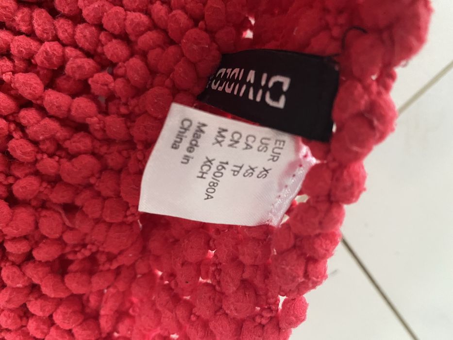 Damski malinowy sweter xs