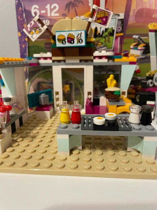LEGO 41349 Friends Wyścigowa restauracja