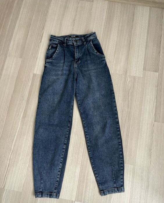 Продам джинси мом