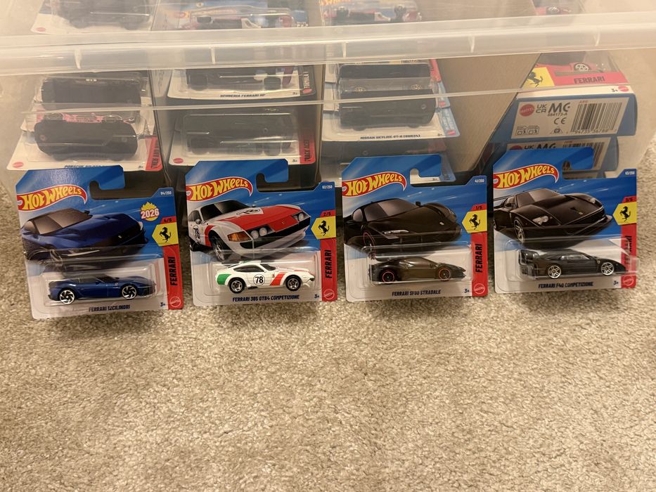 Conjunto Ferrari Hot Wheels