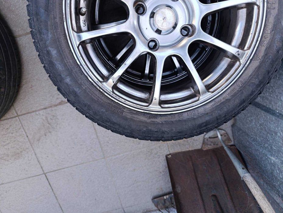 Продам ДВА диски Mitsubishi Colt 195/55/R15