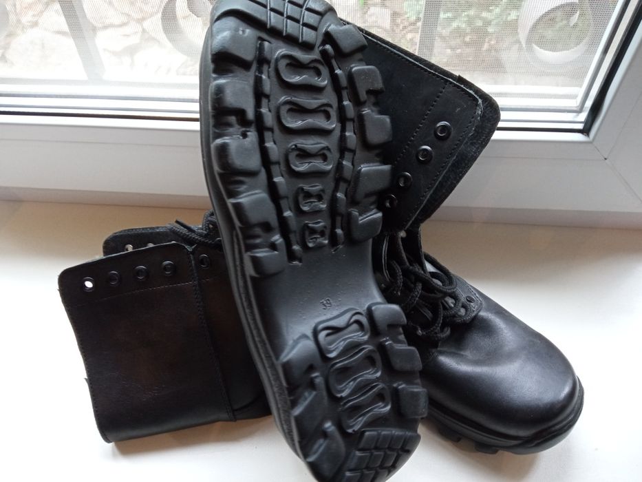Берцы кожаные демисезон