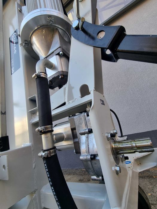 Łuparka rębak Hydr. Potężna moc 30ton nacisk. Wersja Norweska Wom+400V